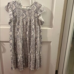 Fantastic Fawn Gray and White Patterned Kids Dress